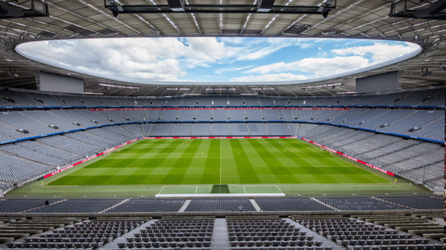 Allianz Arena und FC Bayern Erlebniswelt