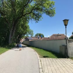 Eine herrliche Kinderwagen-Wanderung entlang des Dr. Faustus-Weges bei Polling